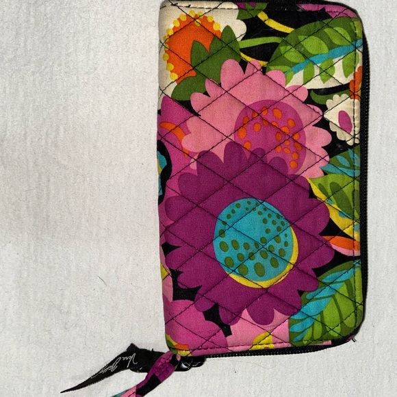 Vera Bradley Wristlet - Picture 2 of 3